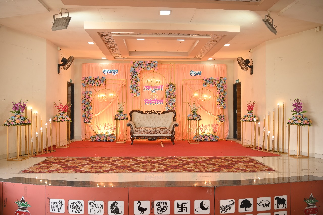 Milan Hall Gallery 3